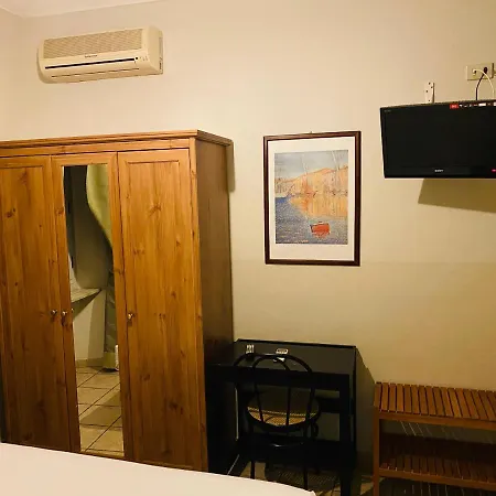 Hotel Ferrucci-2